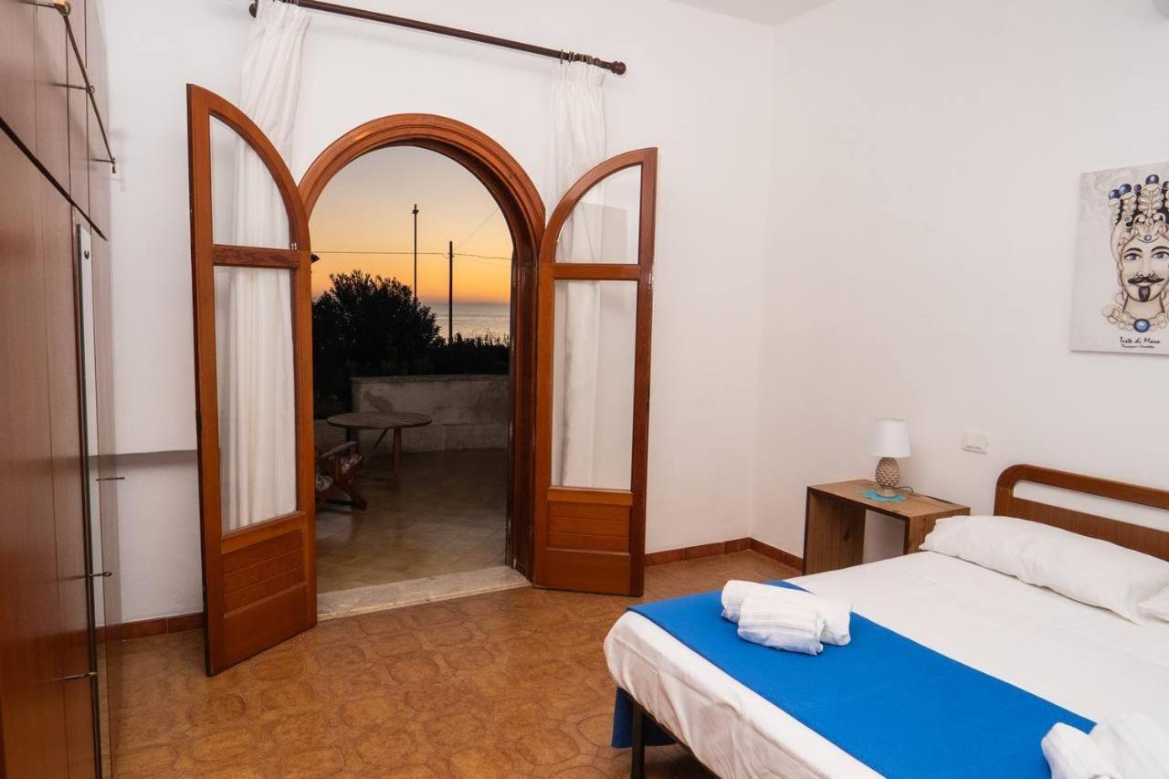 {Beach-House } Villa Mare Fuori マツァーラ・デル・ヴァッロ エクステリア 写真